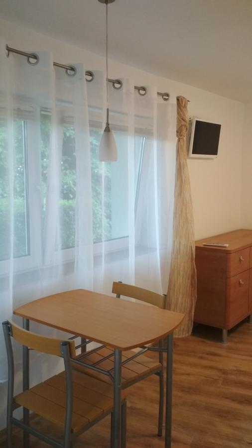 Pokoje Goscinne Jaskolcze Gniazdo Dziwnowek Ngoại thất bức ảnh